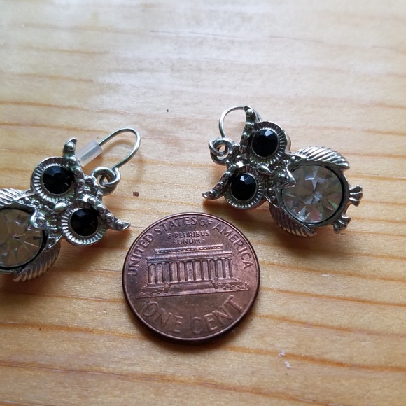 Sparkly owl earrings - Picture 4 of 4